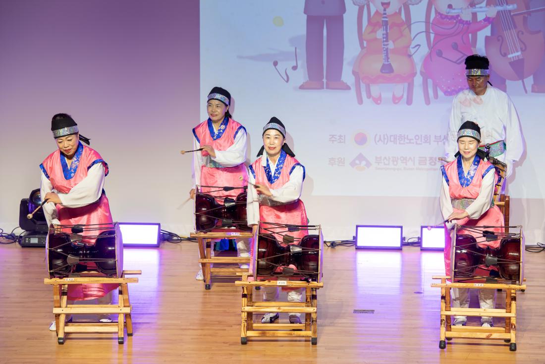 20231017_제4회 경로당 예술 경연대회_17.jpg