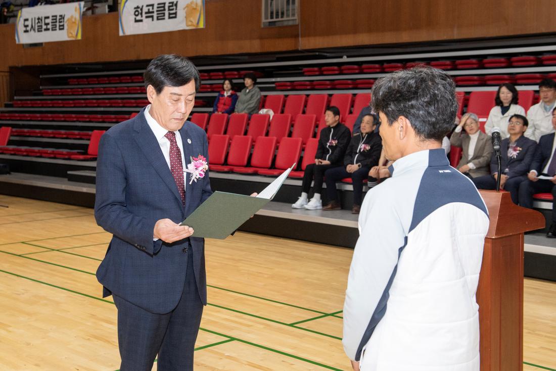 20231022_제30회 금정구청장기 배드민턴대회_16.jpg