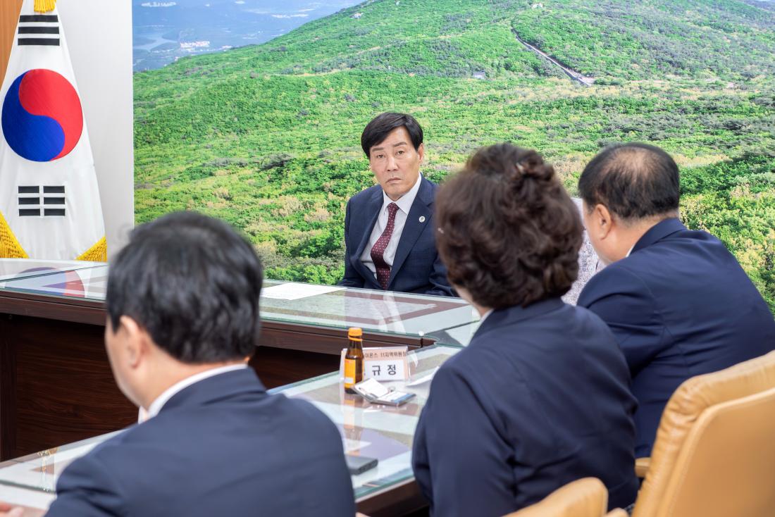 20231025_국제라이온스협회 제11지역, 이웃돕기 성품 기탁_4.jpg