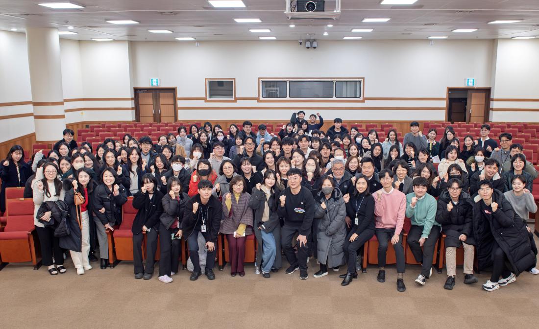 20231219_충주시 홍보맨 김선태 주무관 초청 직장교육_17.jpg