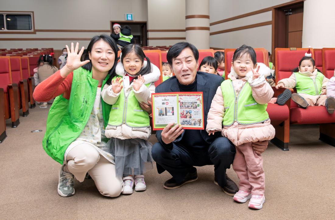 20231222_어린이집연합회 크리스마스 행사_6.jpg