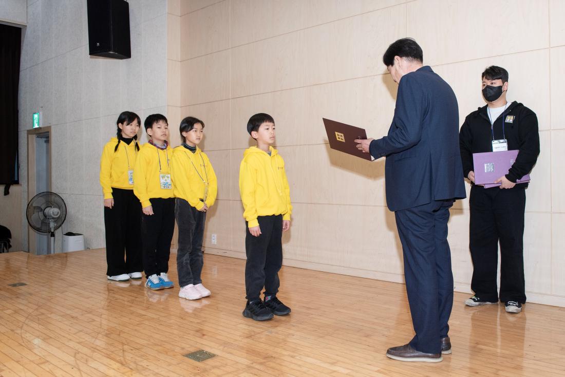 20240112_금정어린이 겨울방학 영어캠프 수료식_3.jpg