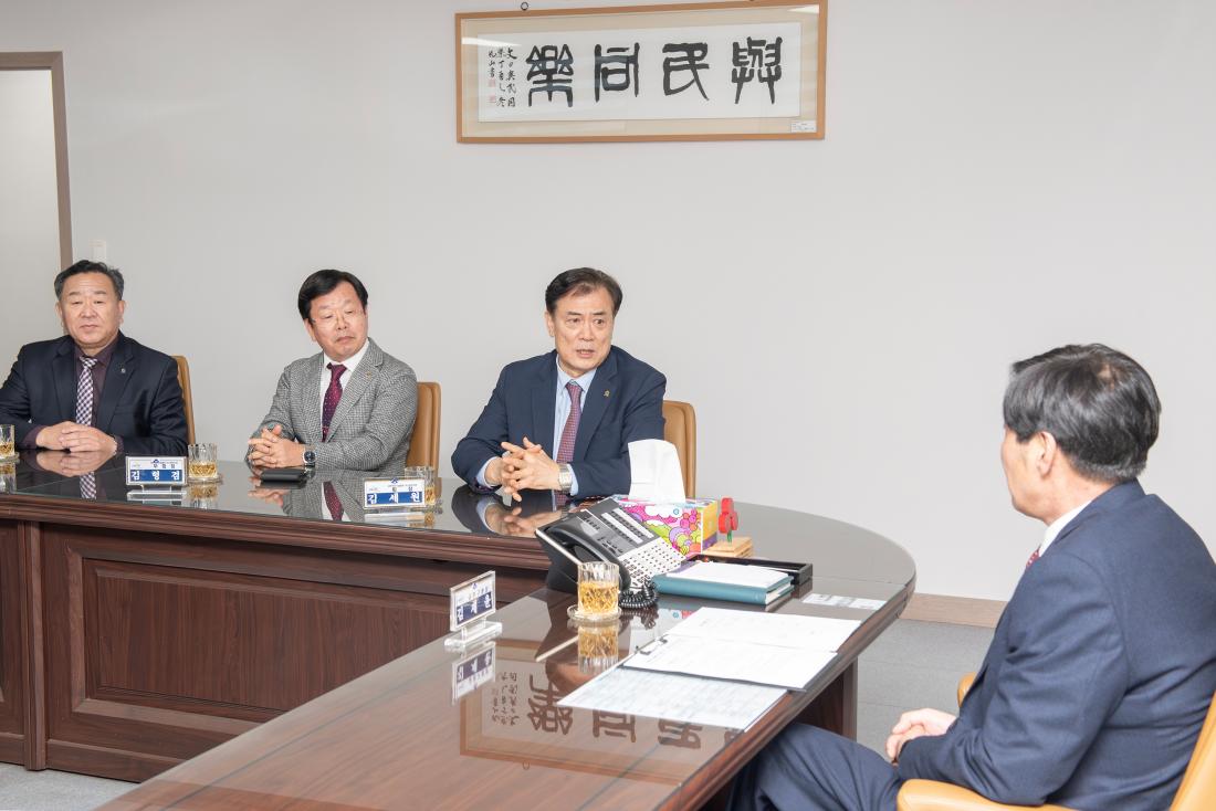 20240112_대한전문건설협회 부산광역시회, 이웃돕기 성금 기탁_5.jpg