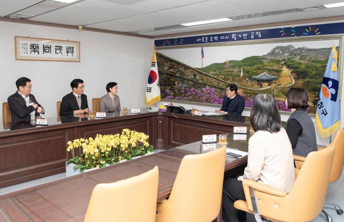 20240119_BNK부산은행, 이웃돕기 성품 기탁_5.jpg