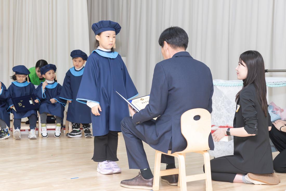 20240227_2023학년도 금정구청어린이집 졸업식_28.jpg