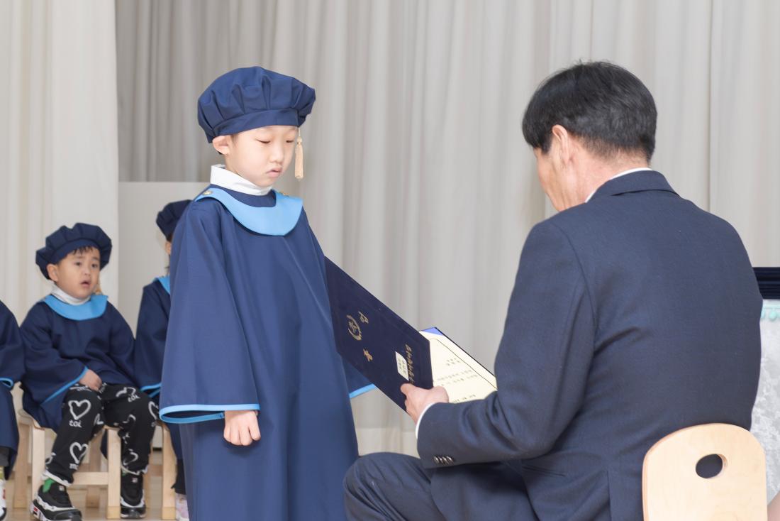 20240227_2023학년도 금정구청어린이집 졸업식_10.jpg