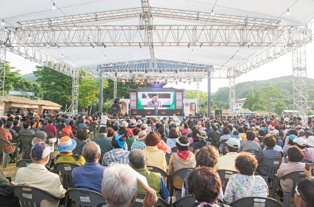 20240524_금정산성축제-축하공연_36.jpg