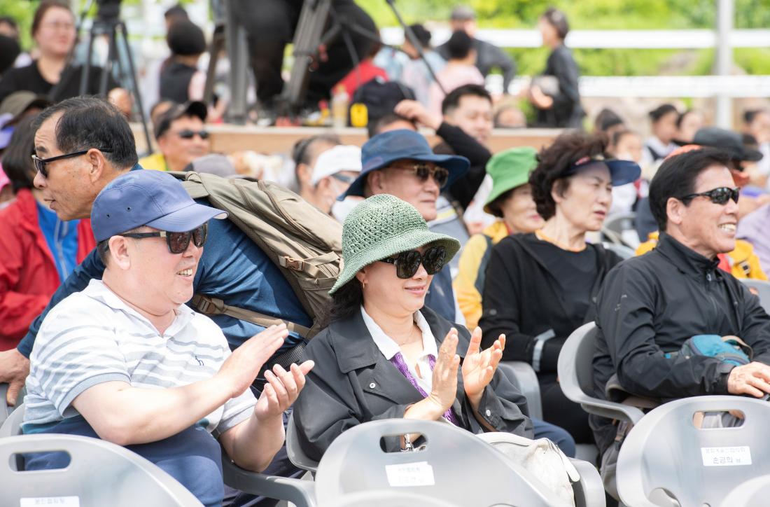 20240525_금정산성축제-금어시집가는날_5.jpg