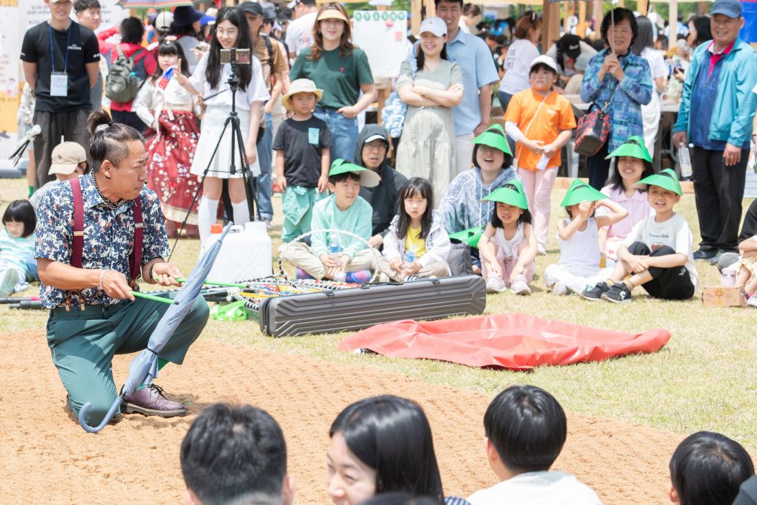 20240525_금정산성축제-대한민국 비눗방울 공연_14.jpg