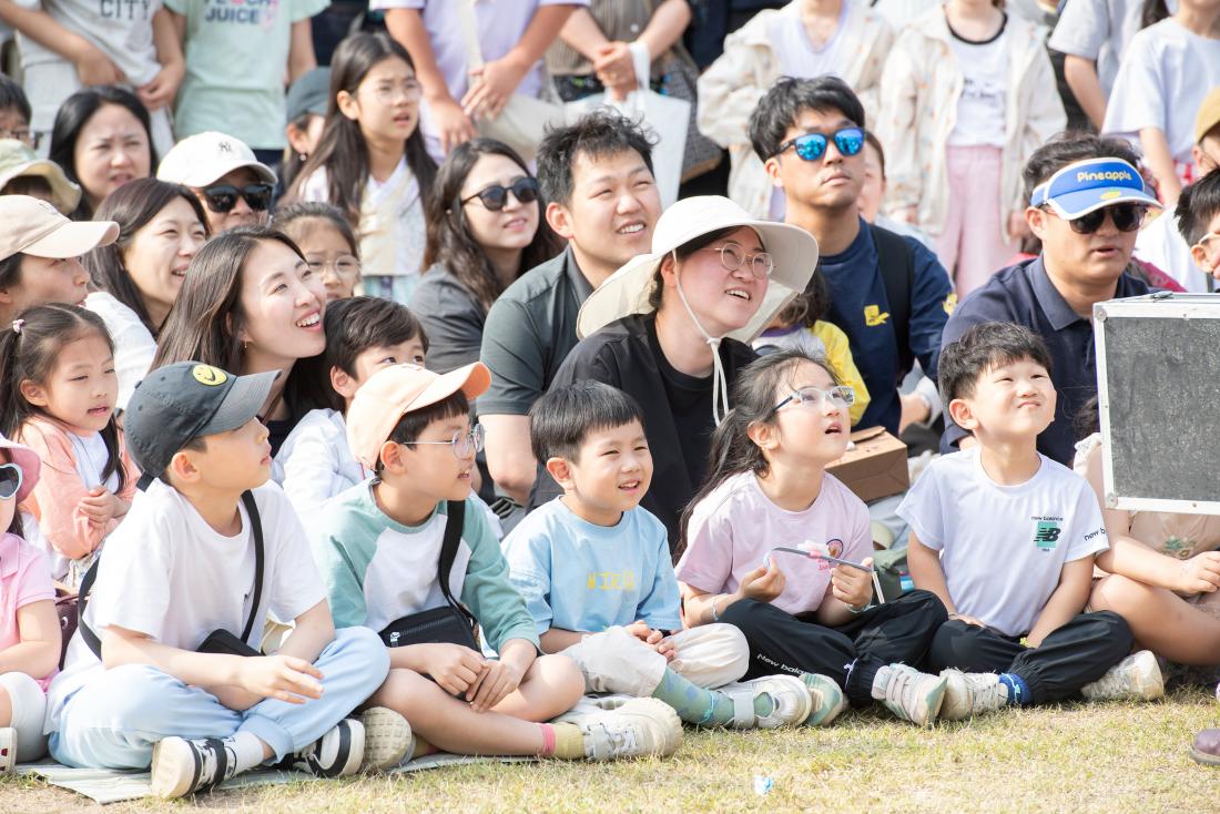 20240525_금정산성축제-대한민국 비눗방울 공연_8.jpg