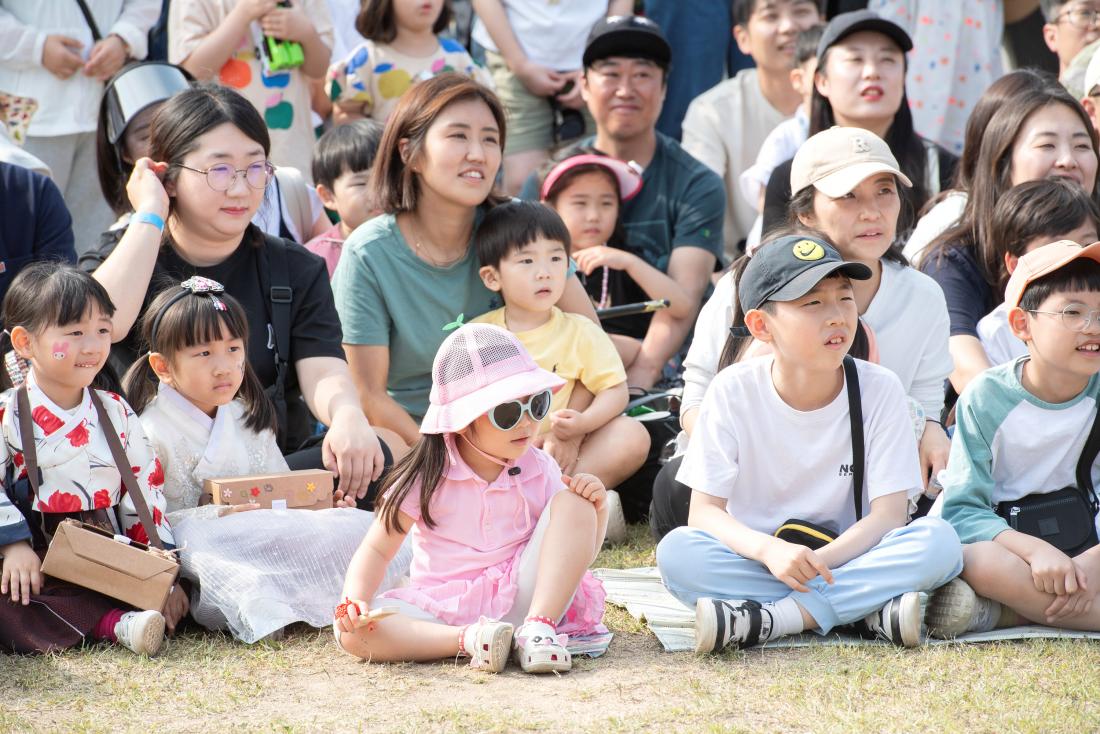 20240525_금정산성축제-대한민국 비눗방울 공연_5_1.jpg