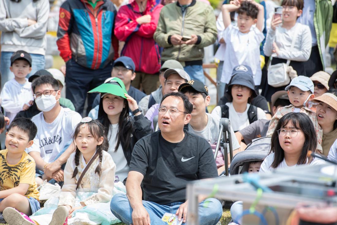 20240525_금정산성축제-대한민국 비눗방울 공연_18.jpg