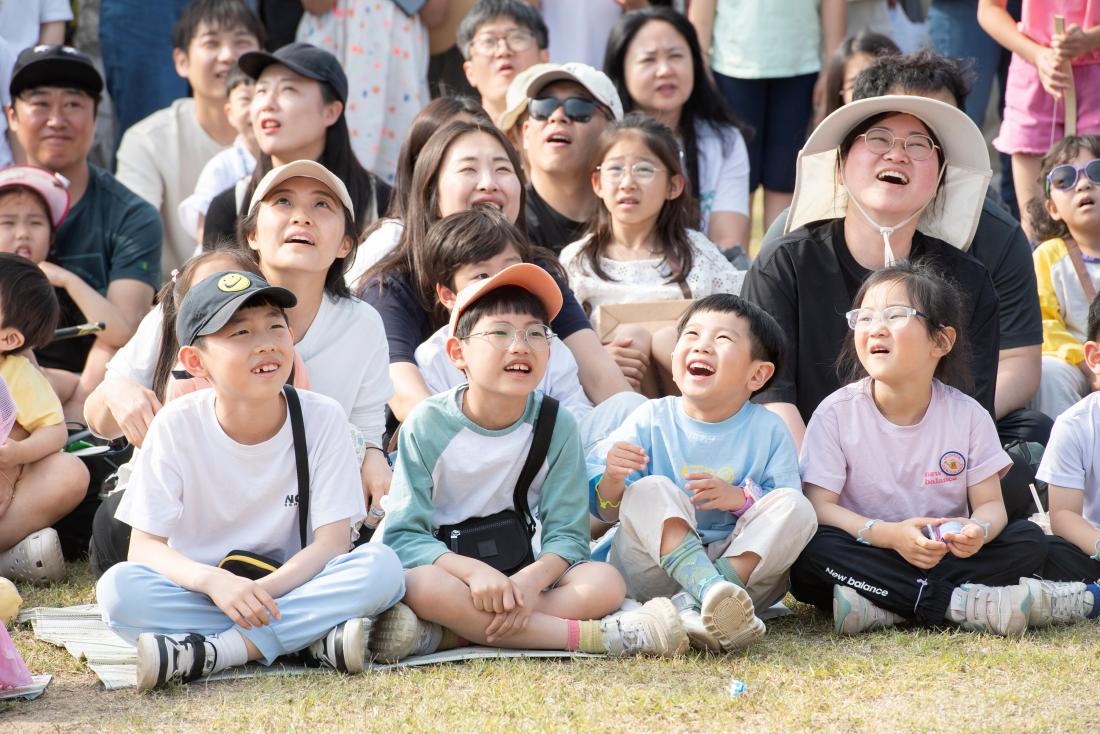 20240525_금정산성축제-대한민국 비눗방울 공연_29.jpg