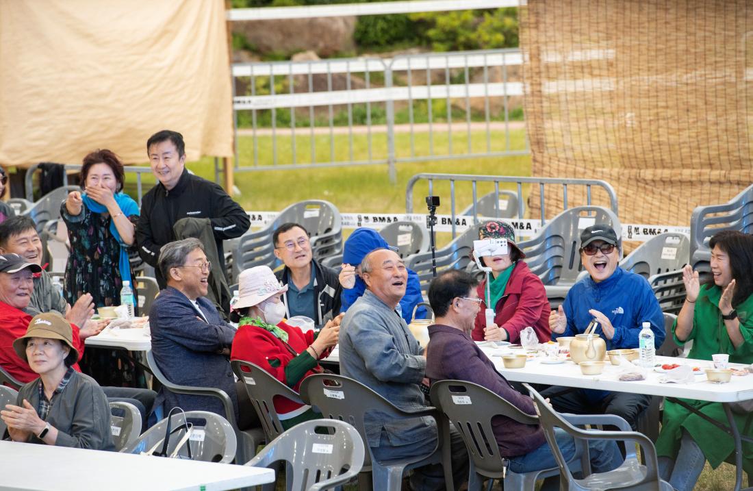 20240525_금정산성축제-막걸리동창회_17.jpg