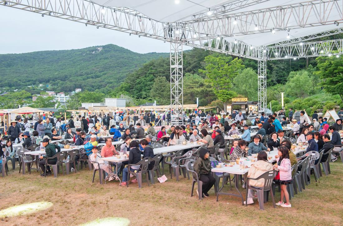 20240525_금정산성축제-막걸리동창회_14.jpg