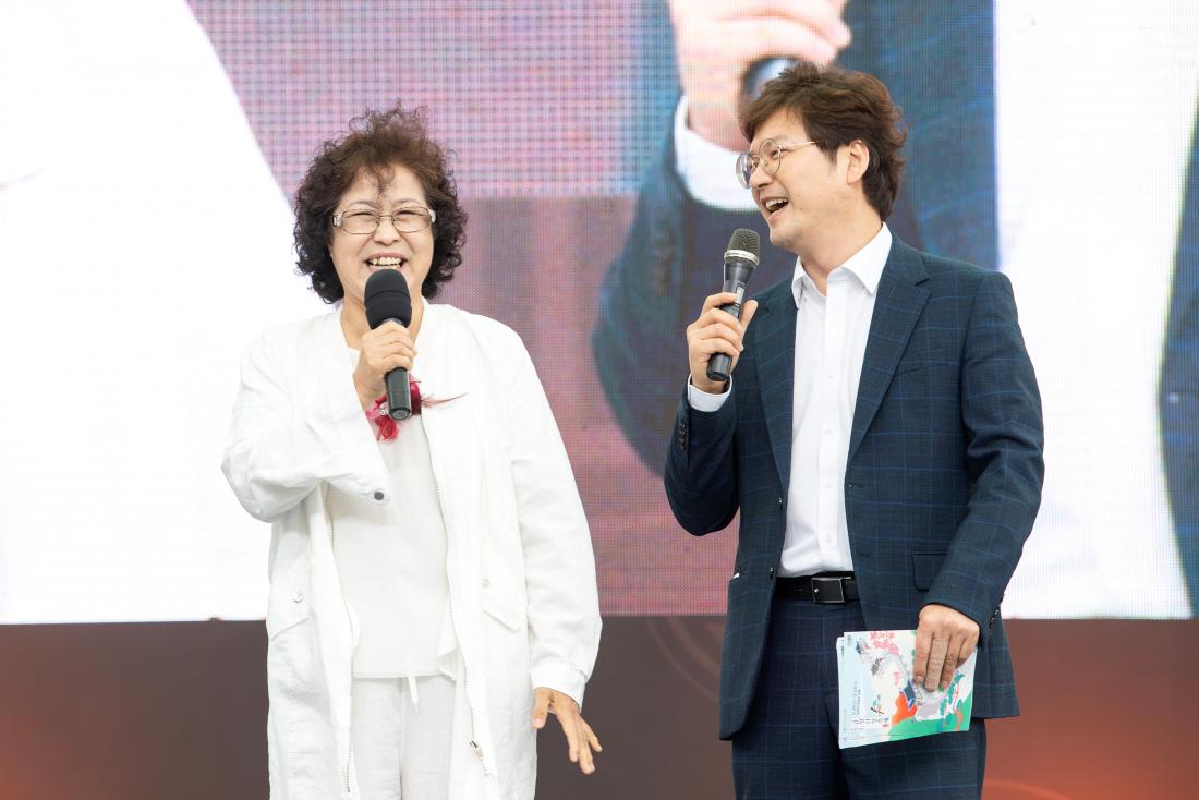 20240526_금정산성축제-럭키노래방 결선_3.jpg