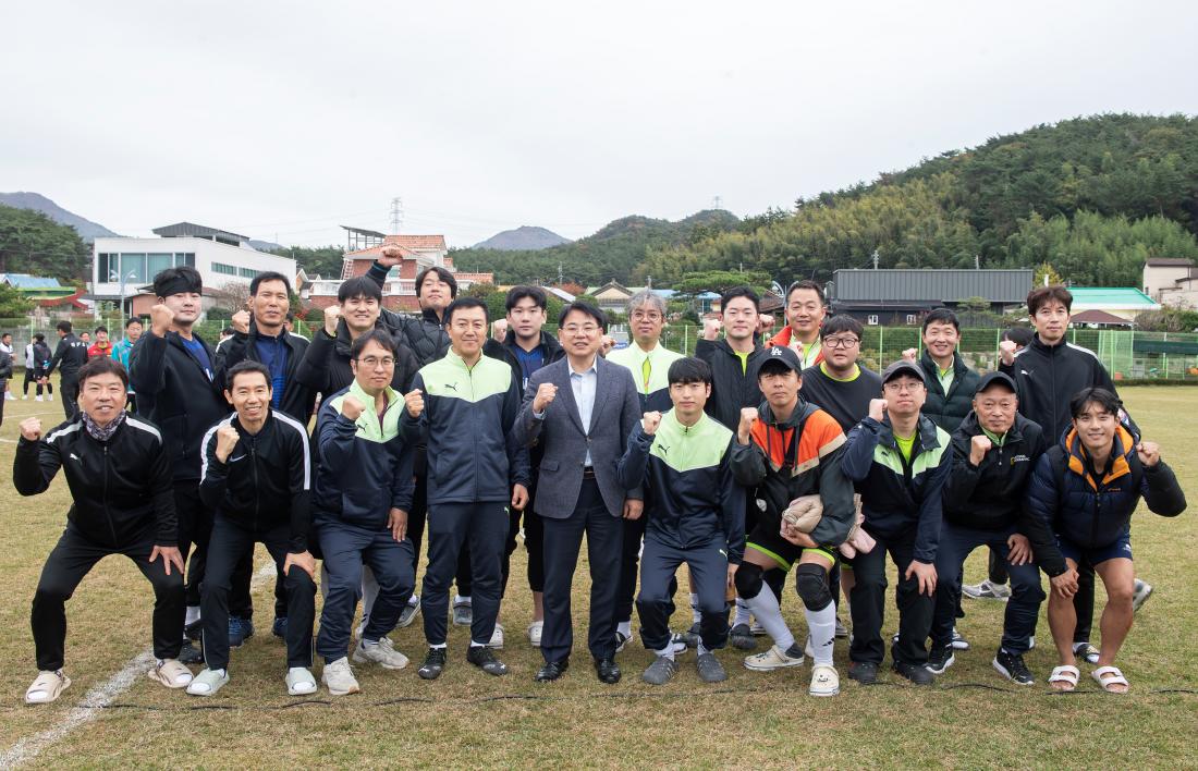 20241110_제36회 금정구청장기 축구대회_19.jpg