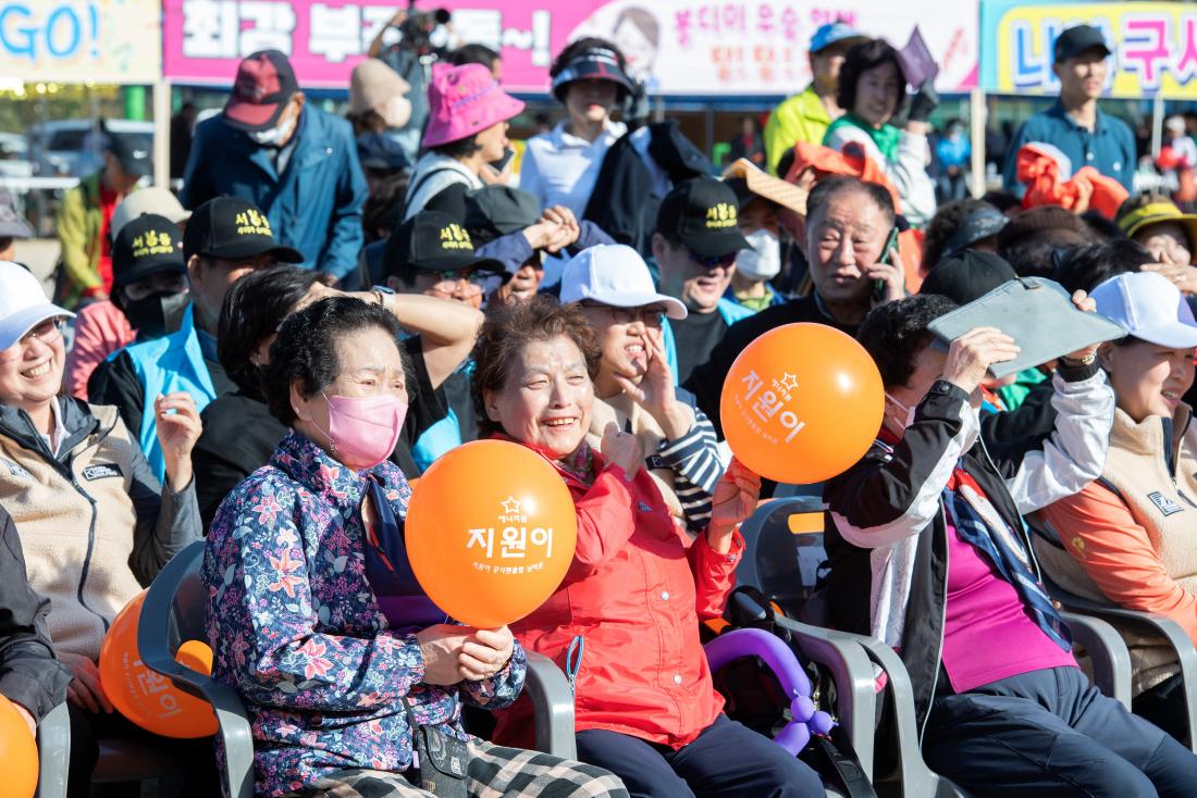 20241116_2024 금정구민 한마음 체육대회-축하공연_6.jpg