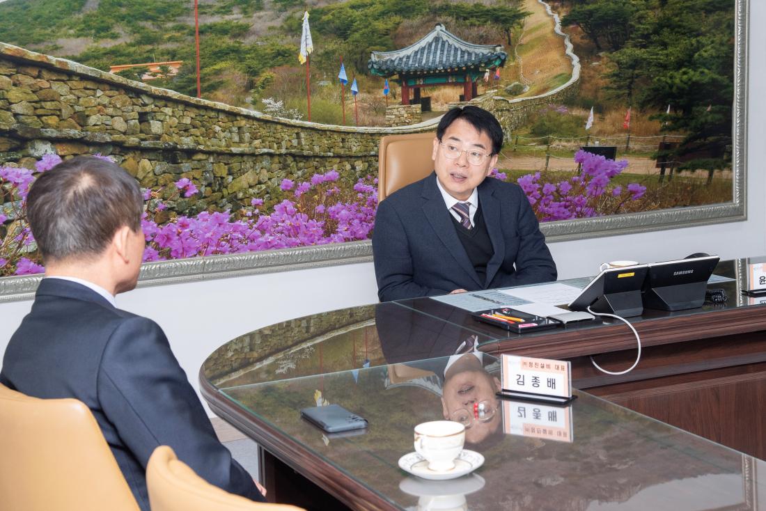 20241204_(주)정진설비, 이웃돕기 성금 기탁_2.jpg