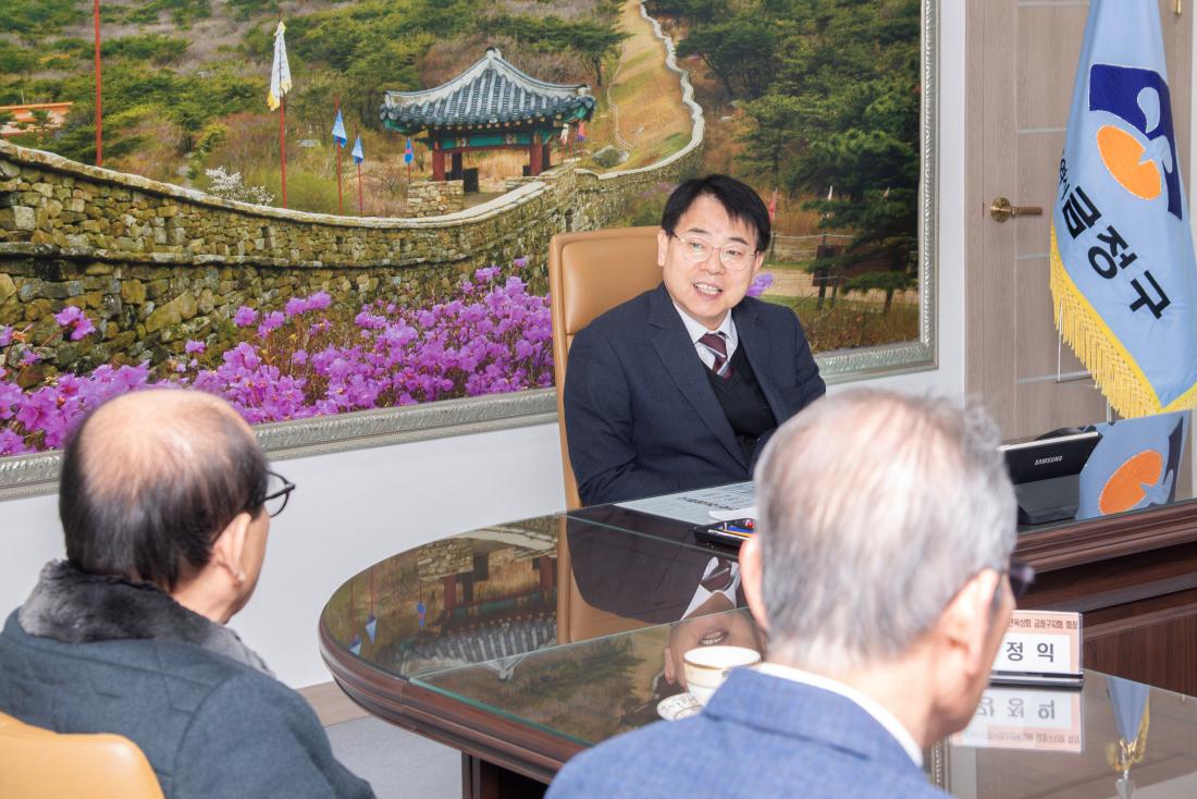 20241216_(사)한국청소년육성회 금정지구회, 장학금 전달_3.jpg