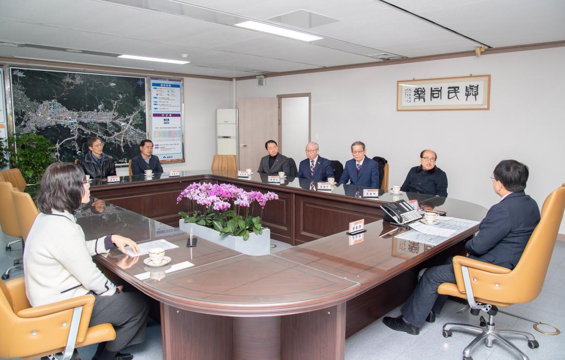 20241216_(사)한국청소년육성회 금정지구회, 장학금 전달_6.jpg