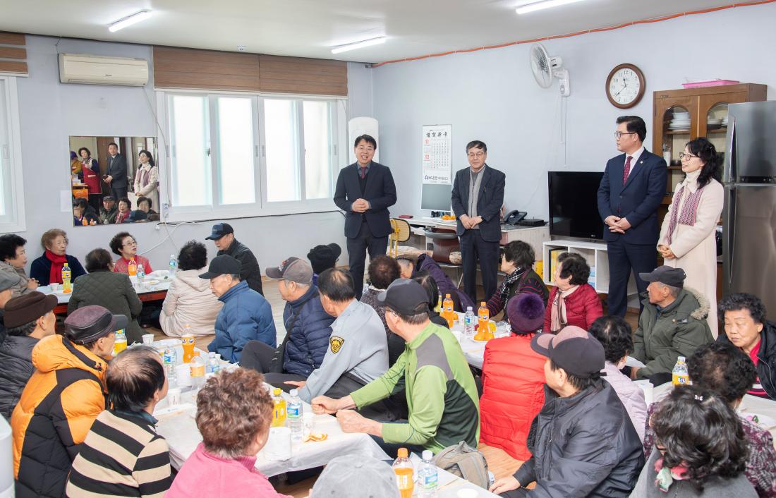 20241217_뉴그린아파트부녀자회 짜장면데이 나눔행사_1.jpg