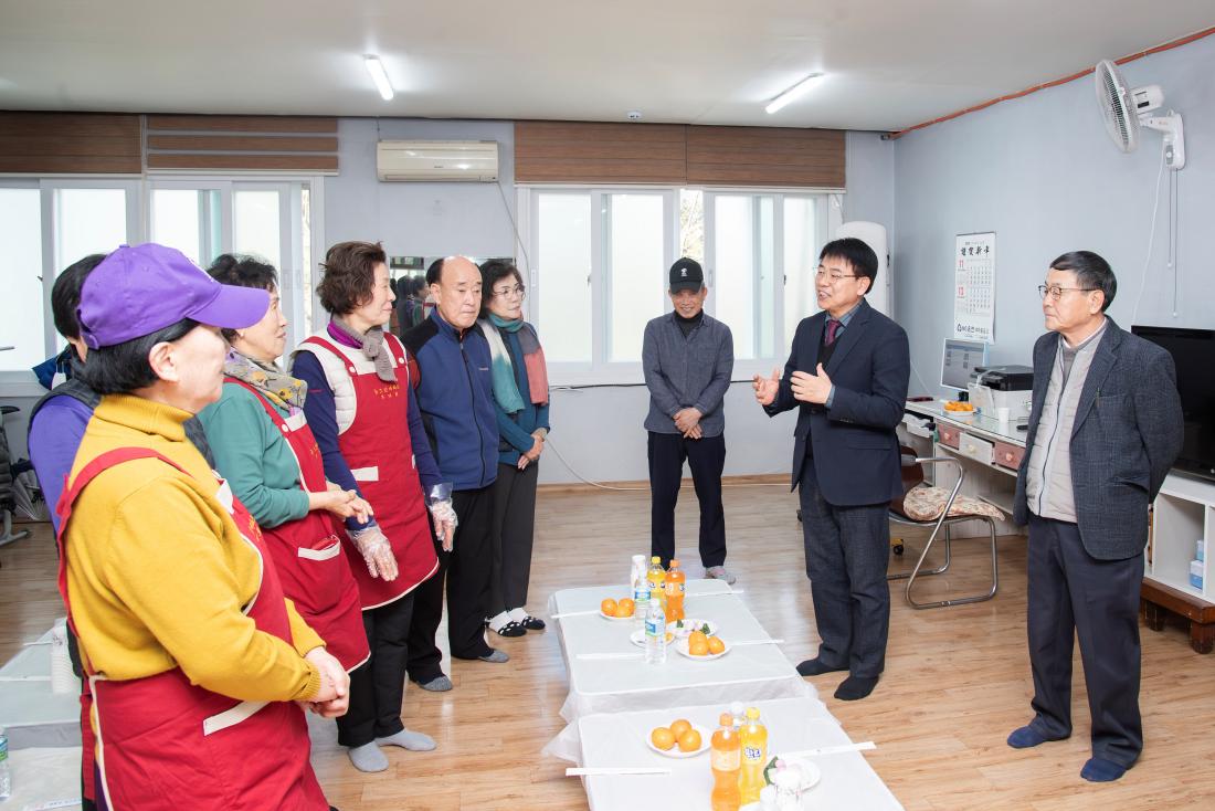20241217_뉴그린아파트부녀자회 짜장면데이 나눔행사_2.jpg