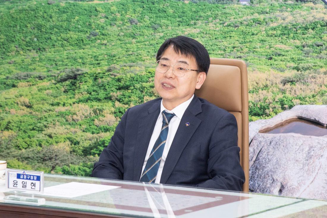 20250416_금정구남산동청년회 산불피해 성금 기탁_4.jpg