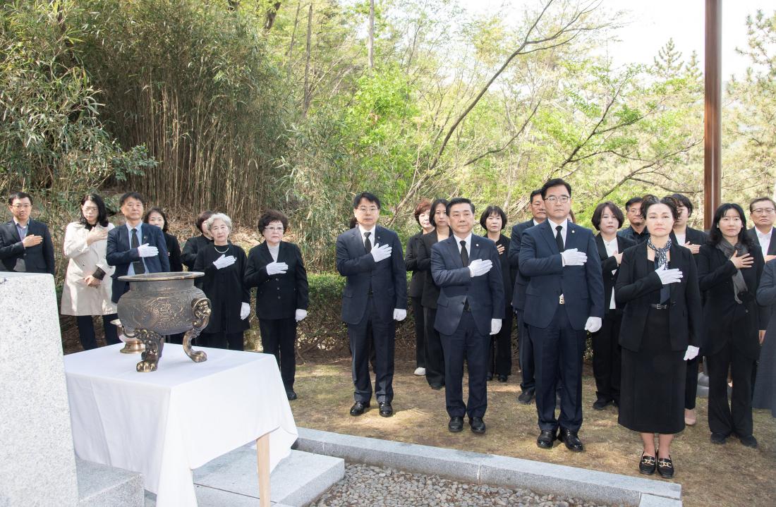 20250419_제65주년 신정융 열사 추모 행사_5.jpg