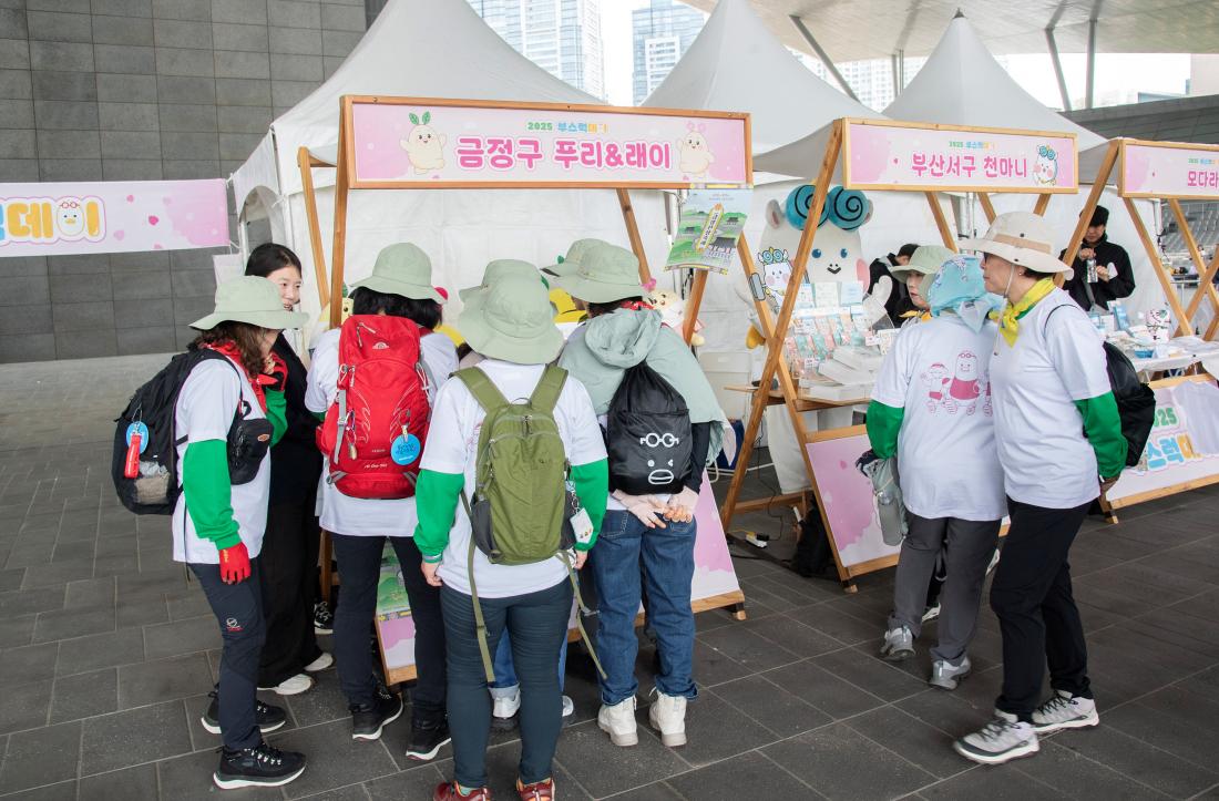 20250419_부스럭데이 행사 참여_18.jpg