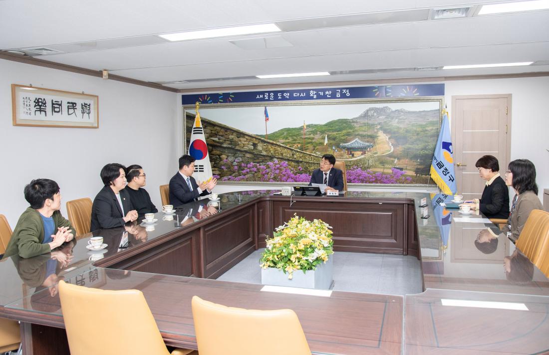 20250508_일단마포 구서점, 이웃돕기 성품 기탁_4.jpg