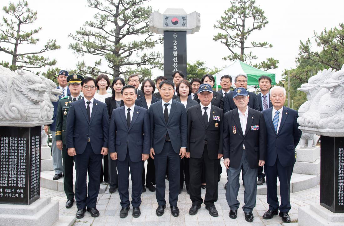 20250606_제70주년 현충일 추념 행사_25.jpg