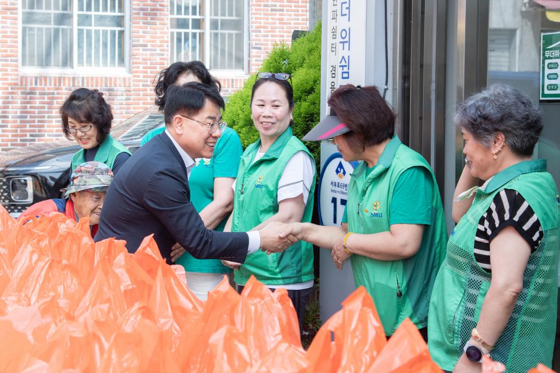 20250610_서1동 새마을부녀회 건강한 여름나기 삼계탕 나눔 행사_3.jpg