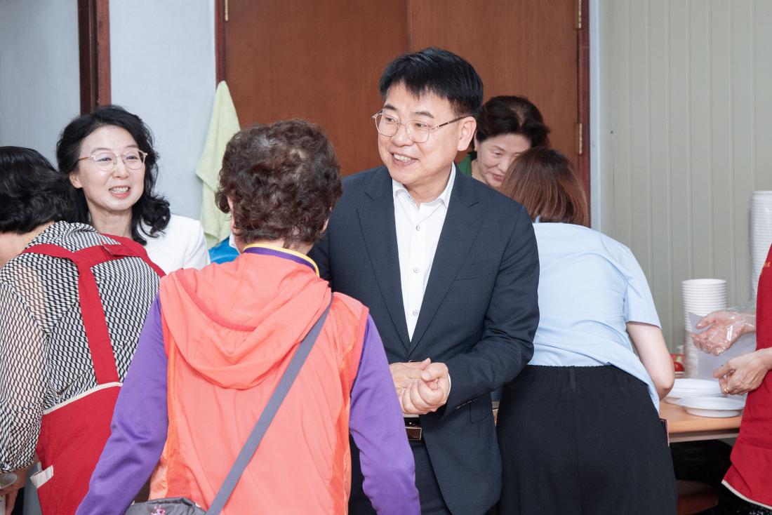 20250610_부곡뉴그린 어버이날 경로행사_4.jpg