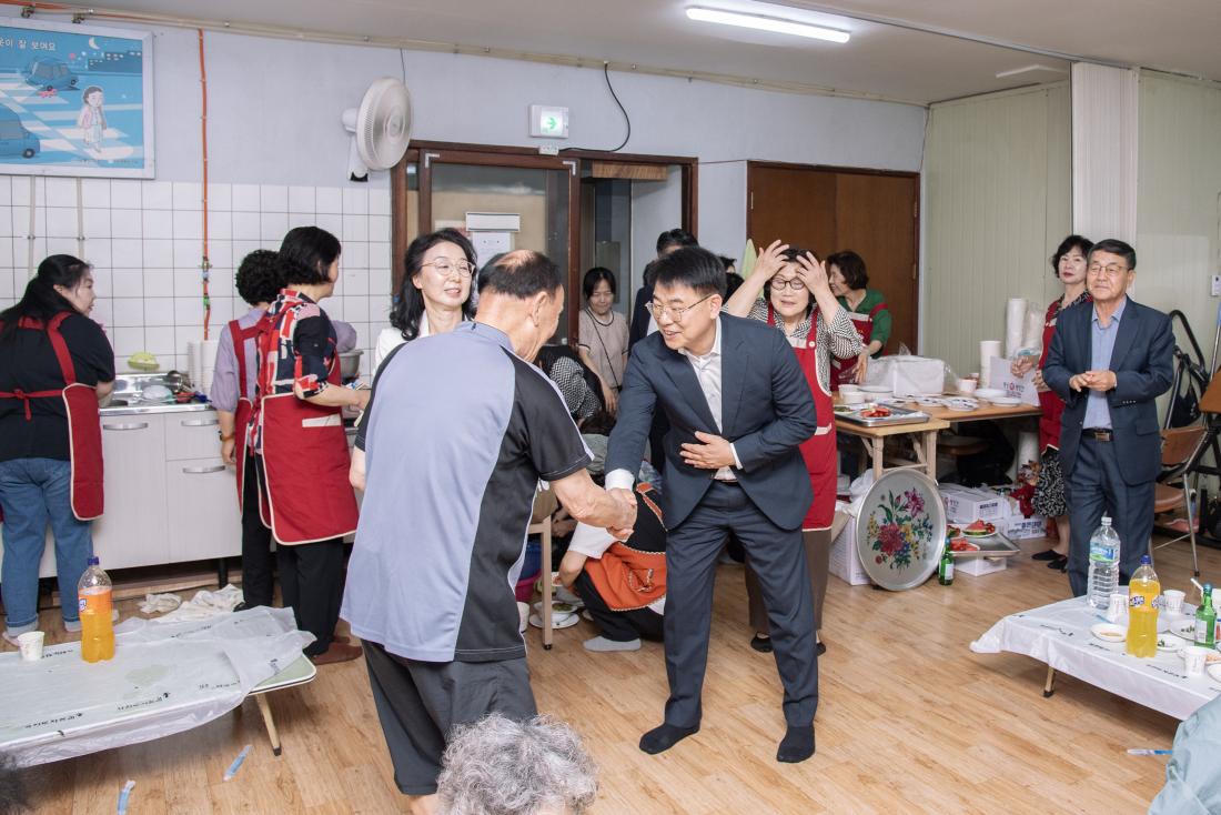 20250610_부곡뉴그린 어버이날 경로행사_2.jpg