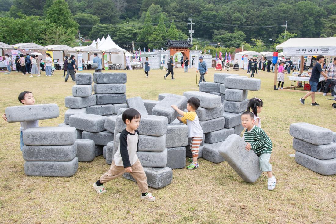 20250613_금정산성축제 첫째 날_1.jpg