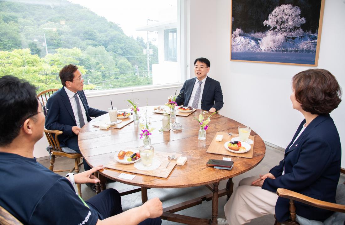 20250613_자매도시 방문단 차담회 개최_3.jpg