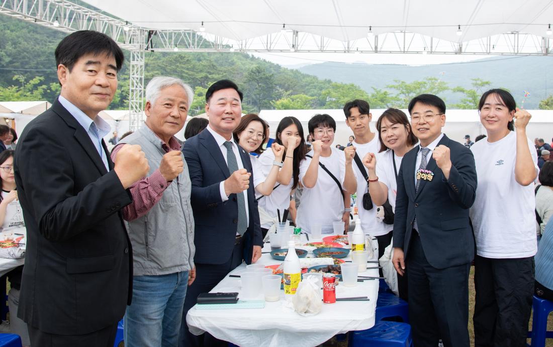 20250613_금정산성축제_부스방 문_27.jpg