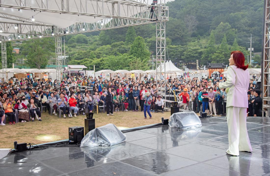 20250613_금정산성축제 개막공연_7.jpg