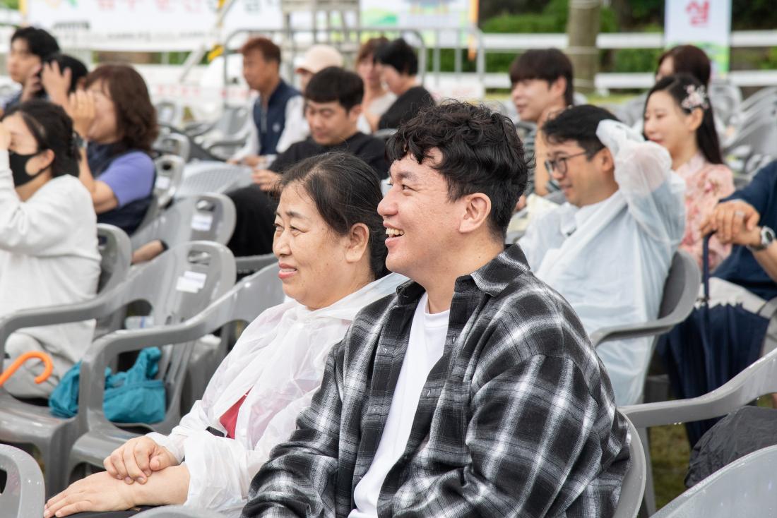 20250614_럭키노래방예선&백일장_11.jpg