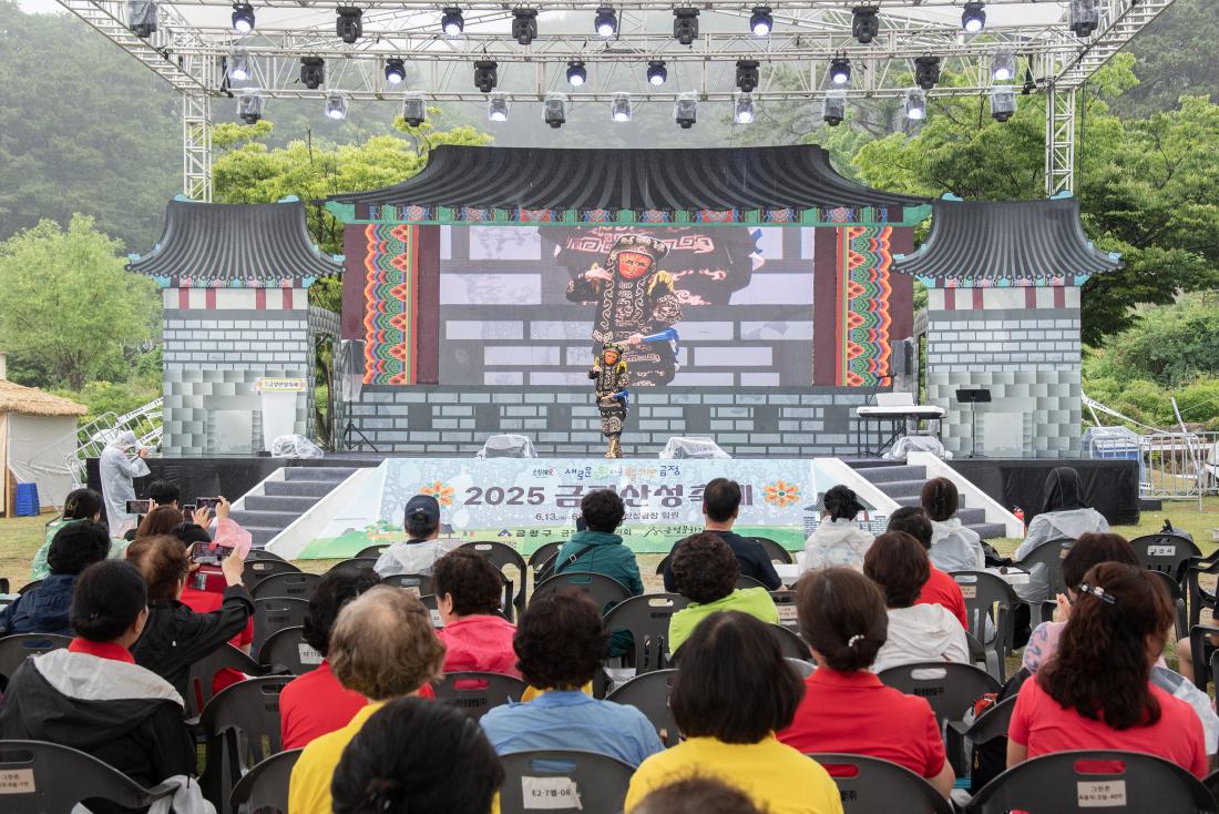 20250614_변검 공연_6.jpg