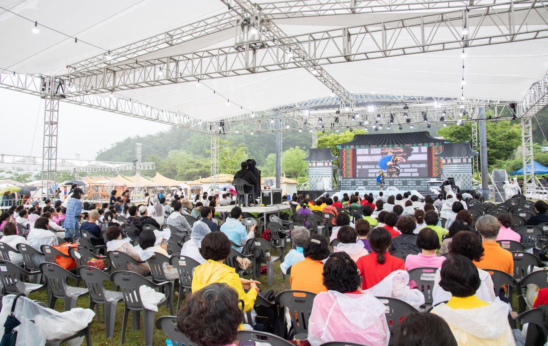 20250614_변검 공연_9.jpg