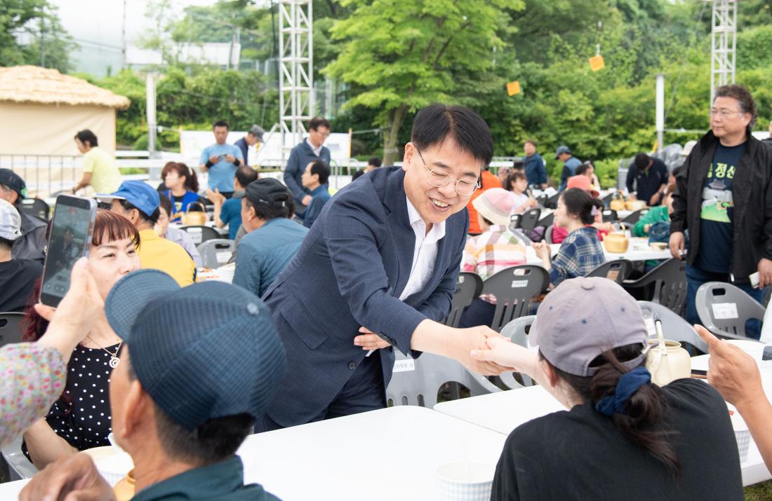 20250614_막걸리 동창회_3.jpg