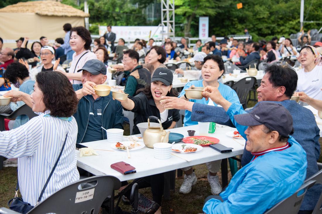 20250614_막걸리 동창회_38.jpg