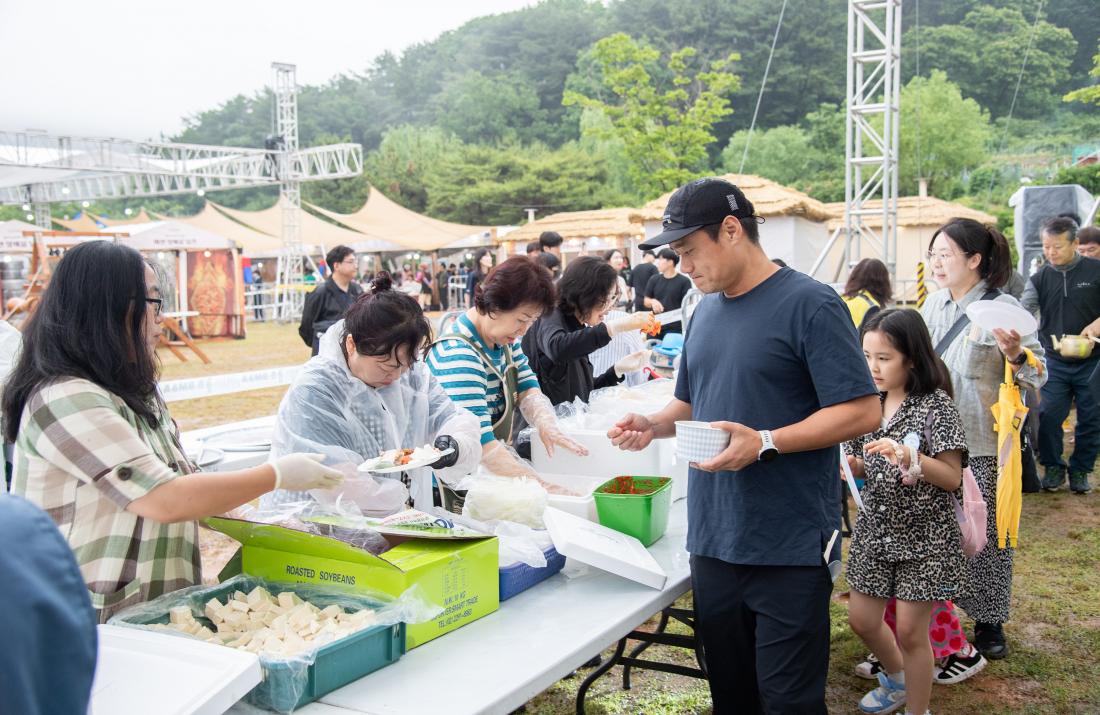 20250614_막걸리 동창회_8.jpg