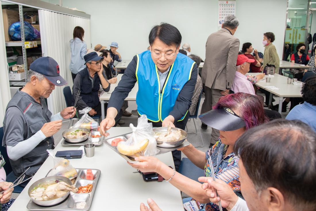 20250627_부곡2동 새마을부녀회, 삼계탕 나눔 Day 행사_12.jpg
