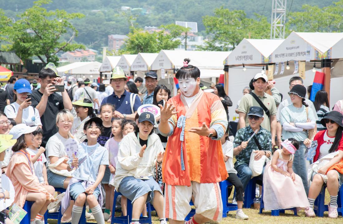 20250615_삑삑이 코믹마임쇼_9.jpg