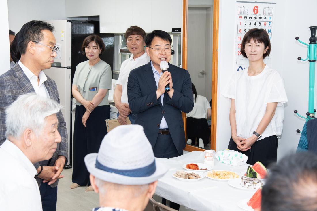 20250630_구서2동 어르신 경로잔치_7.jpg