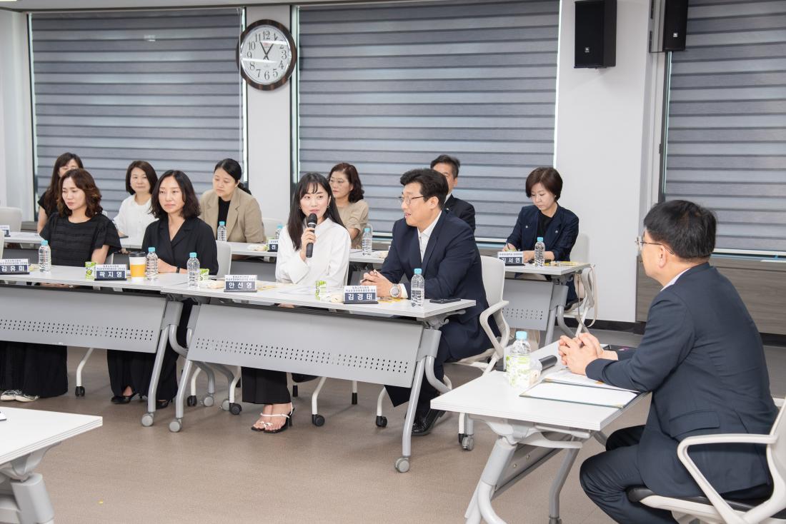 20250702_동래교육지원청 학교운영위원회 협의회와 학부모연합회 간담회_9.jpg