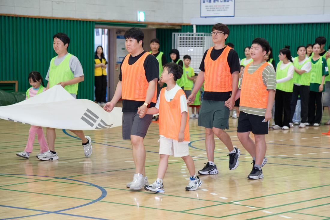 20250705_지구별 가족이음 가족운동회_15.jpg